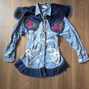 Women's Blue Patchwork Denim Shirt Jacket with Floral Appliqué